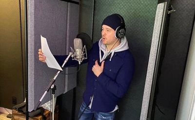 Michael Buble is in the recording studio.