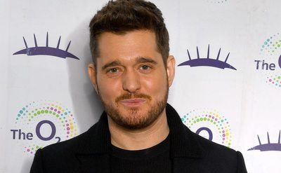 Michael Buble is presented with the 21 Club Award.