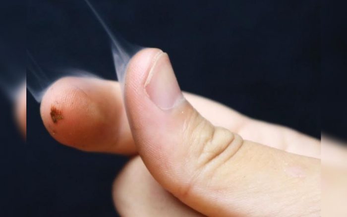 Smoke from Fingers – Anatomy of the Illusion