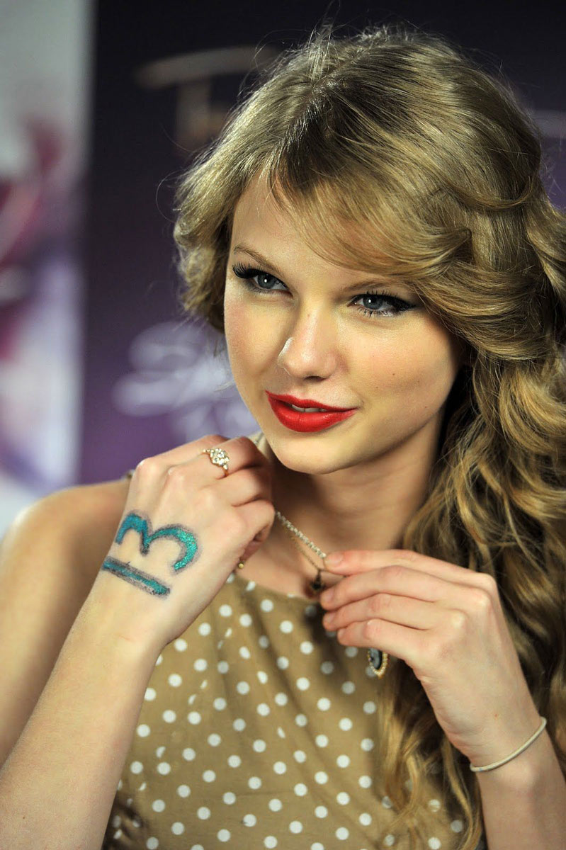 Taylor Swift and Robert Kloetzli