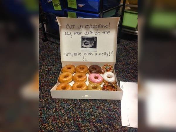  doughnuts on a box