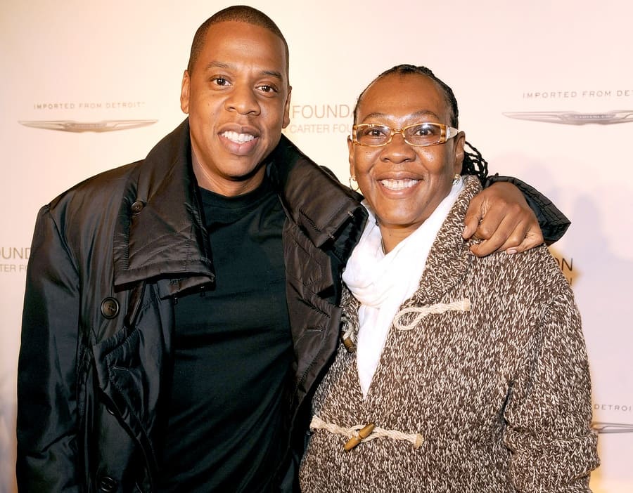 Photograph of Jay Z and his mom, Gloria, at a red-carpet event.