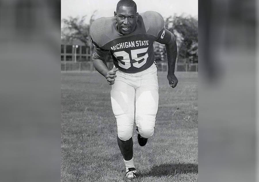 Bubba Smith on the field in his Michigan State jersey. 