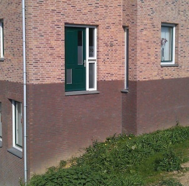 An entrance to a building not accessible