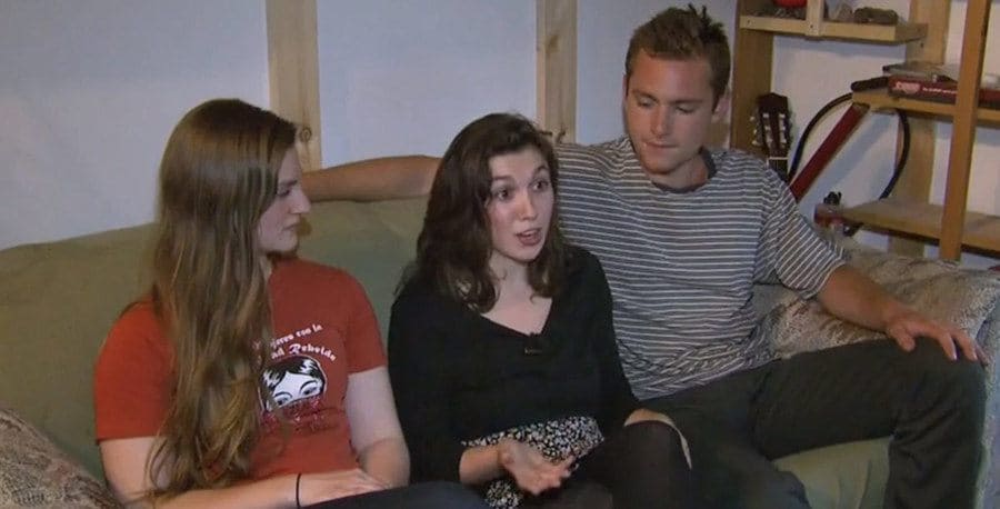 Reese Werkhoven, Cally Guasti, and Lara Russo sitting on a couch