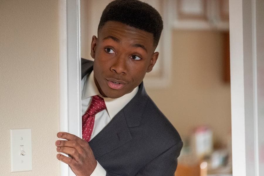 Niles Fitch as Randall Pearson in This Is Us.