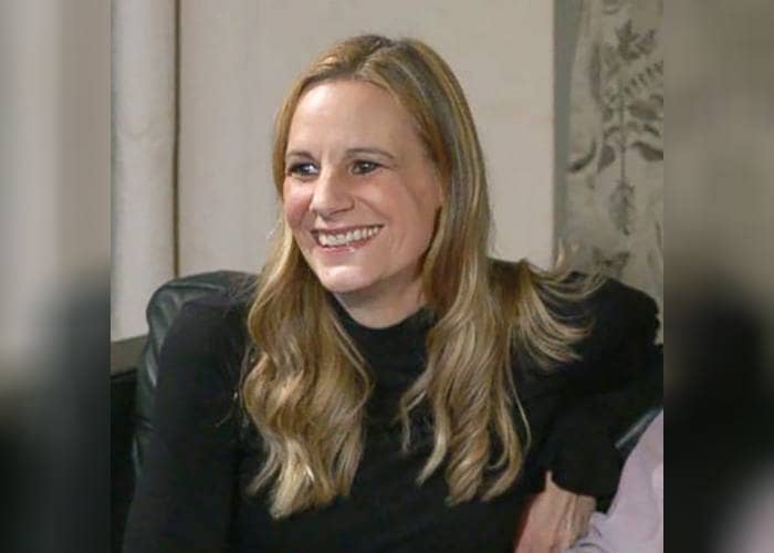 Photo of Jessica Share smiling.