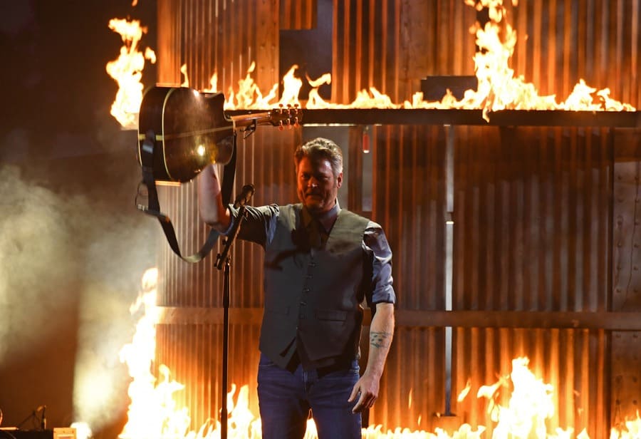 Blake Shelton, 53rd Annual CMA Awards, Show, Bridgestone Arena, Nashville, 2019