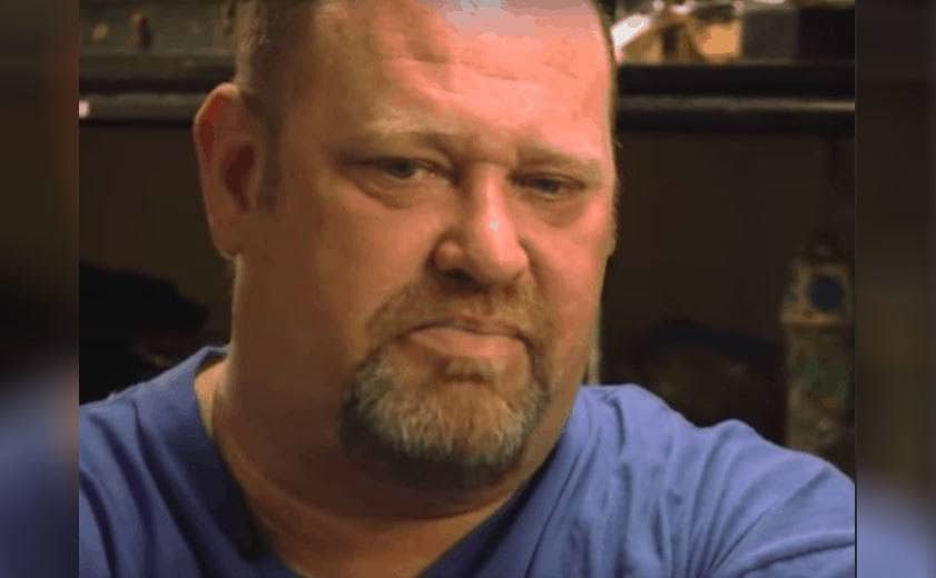 Loren speaking to the camera