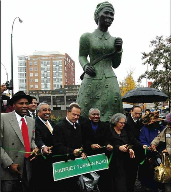 Harriet Tubman statue 
