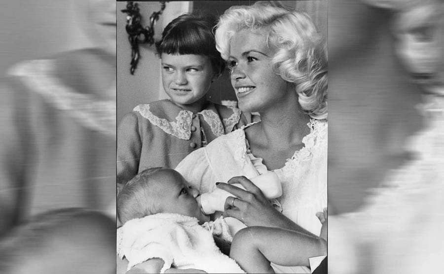 Jayne Mansfield with her daughter Jayne Marie and son Miklos 