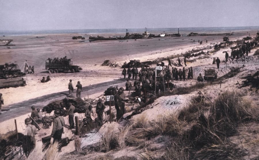 US soldiers and equipment along Utah Beach on D-Day 