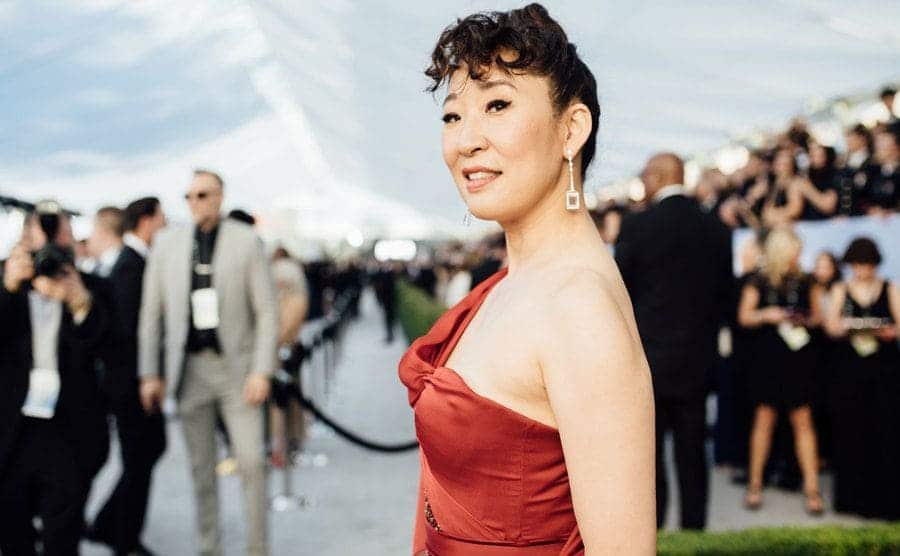 Sandra Oh on the red carpet 