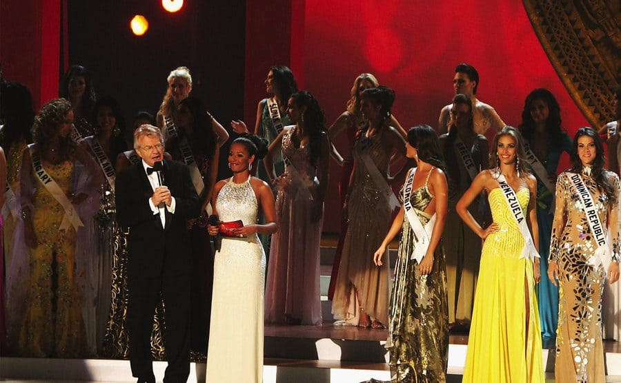 Jerry Springer hosting Miss Universe 2018