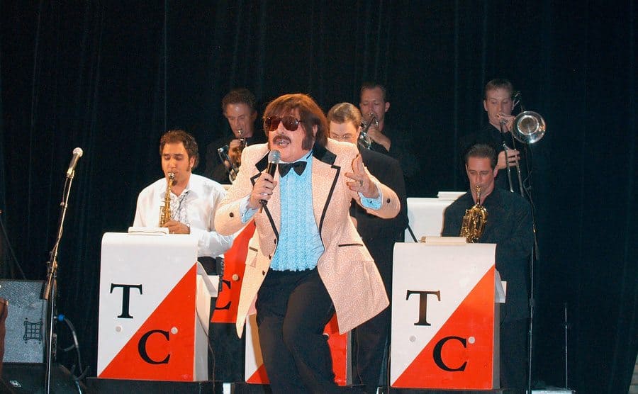 Bob Zmuda performs on stage as lounge singer Tony Clifton.