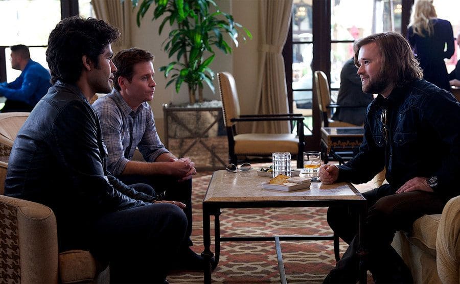 Kevin Connolly Haley Joel Osment and Adrian Grenire in a scene from ‘Entourage’ 