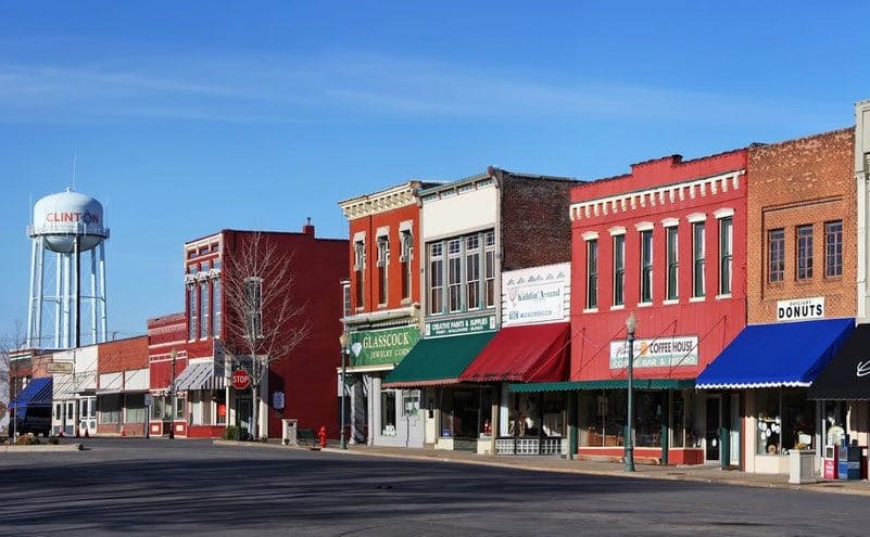 Storefronts on the main street of Clinton, Missouri. 