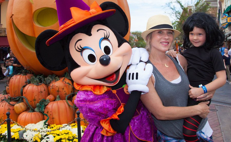 Christina Applegate celebrates Halloween with her daughter.