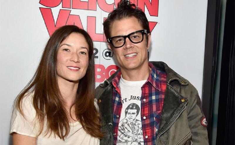 Johnny Knoxville and Naomi Nelson.