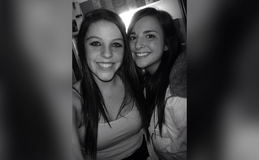 A selfie of a teenage Alisha and her friend. 