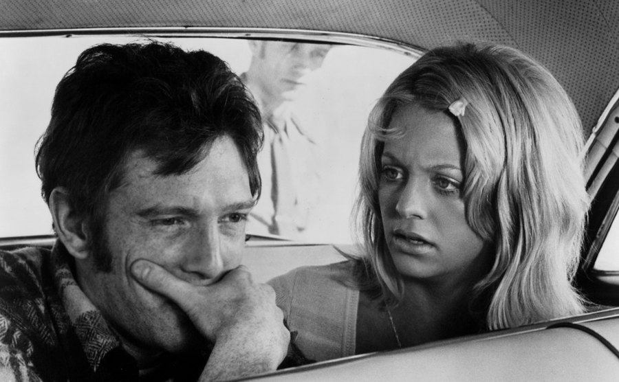 Goldie Hawn and William Atherton in a scene from 