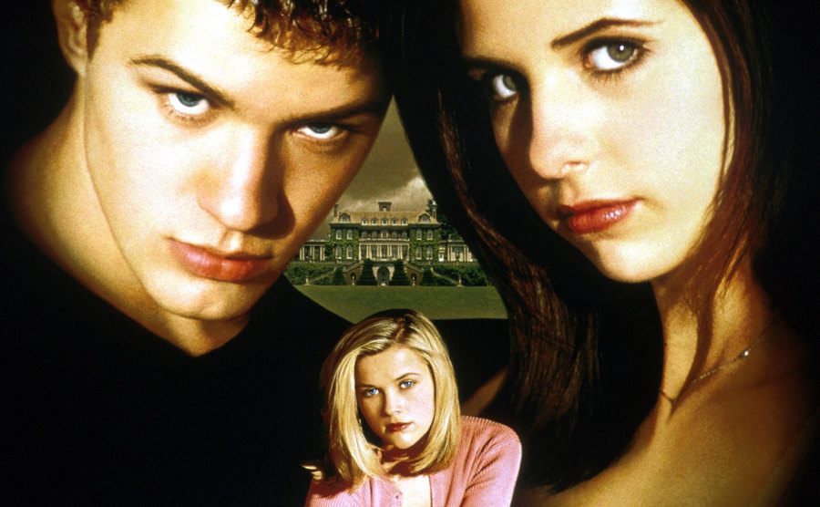Reese Witherspoon, Ryan Phillippe, and Sarah Michelle Gellar in Cruel Intentions.