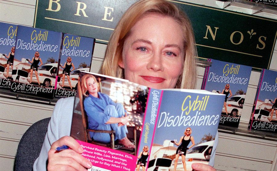 Cybill Shepherd poses at her book signing. 