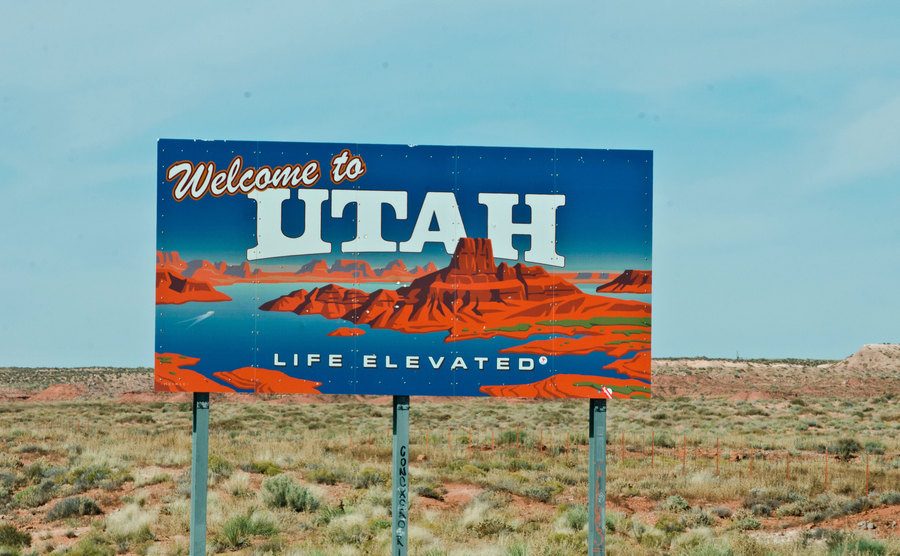 A photo of Utah’s welcome sign.