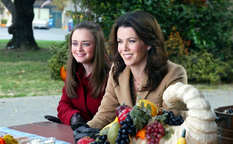 Lauren Graham and Alexis Bledel in a still from the show. 