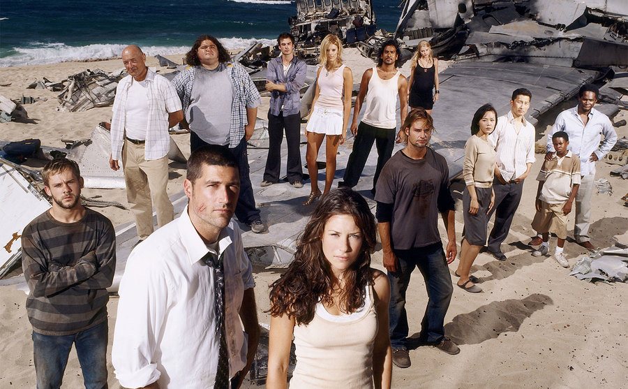The cast of Lost poses on the island. 