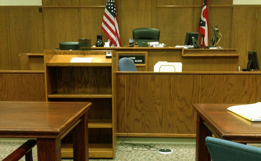 A picture of a courtroom.