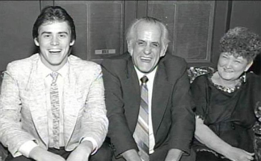 Jim Carrey with his parents 
