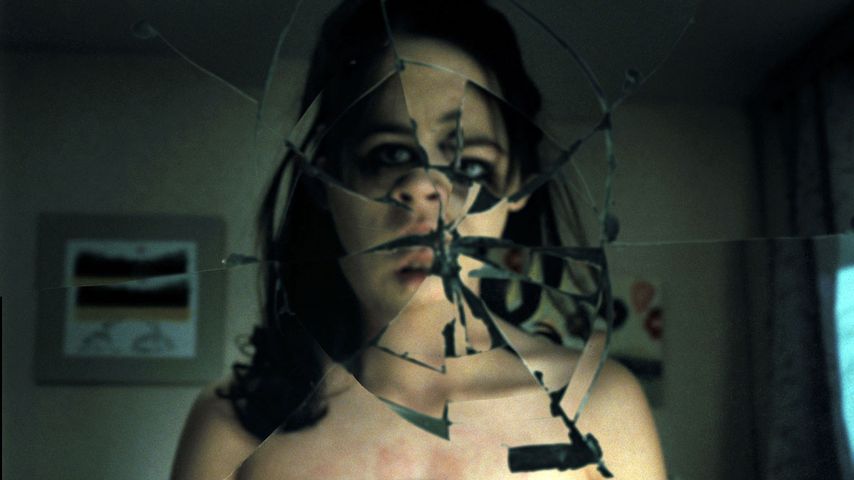 Publicity still of Isabelle Fuhrman