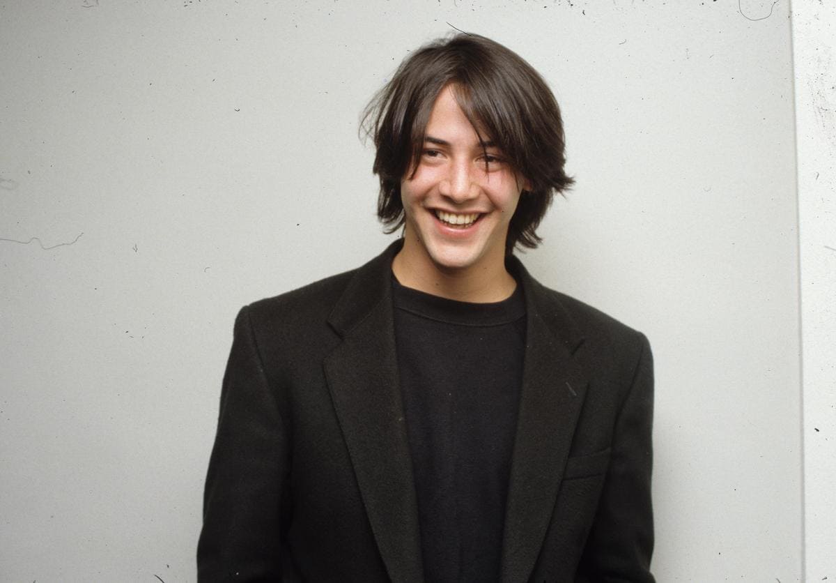 Keanu reeves smiling
