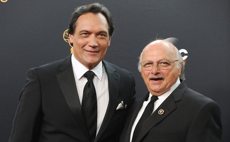 Jimmy Smits and Dennis Franz pose for the press.