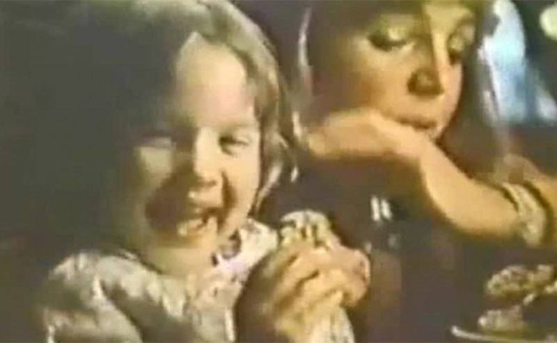 Drew Barrymore east a Pillsbury cookie during a commercial. 