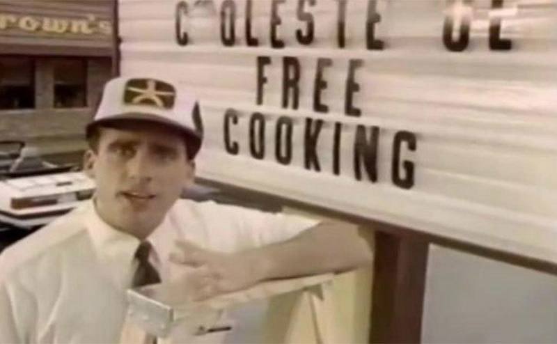 Steve Carell adjusts the sign outside a Brown’s Chicken.