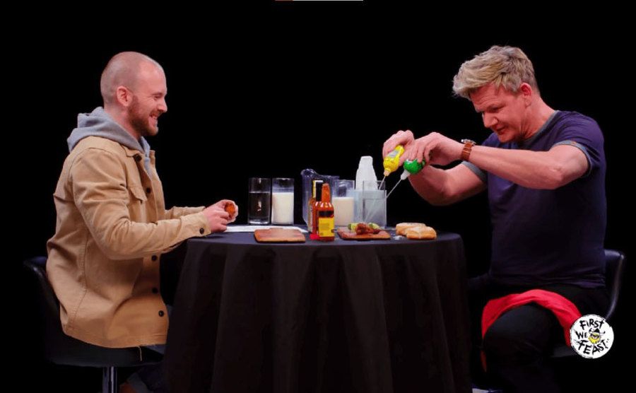 Ramsay squirts his wings with lemon juice. 