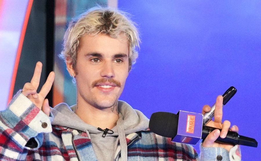 Justin Bieber appears onstage at MTV’s “Fresh Out Live”. 